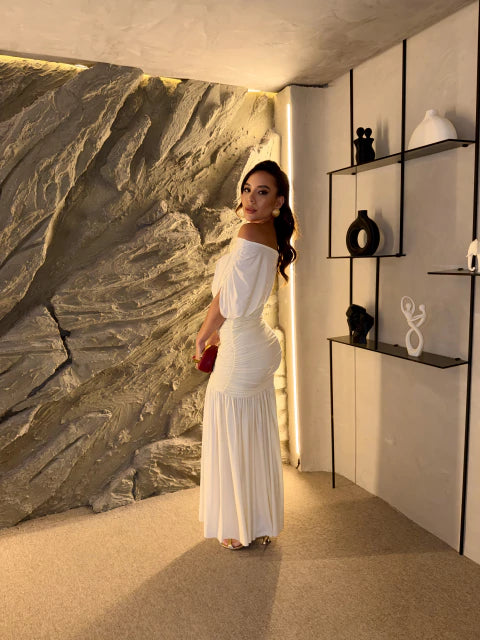 Vestido ana longo com ombro franzido em poliamida premium - off white
